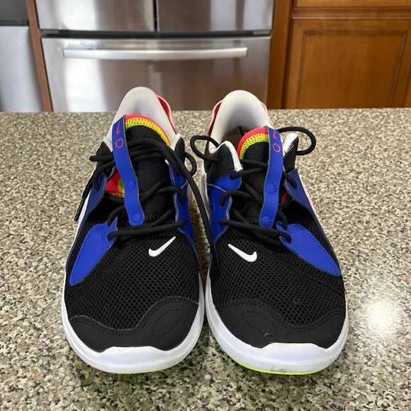 Nike sneakers - Picture 2 of 7